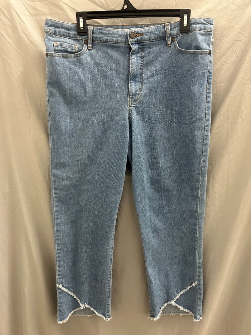 Code Bleu Women's Classic Crop Jeans Size 16